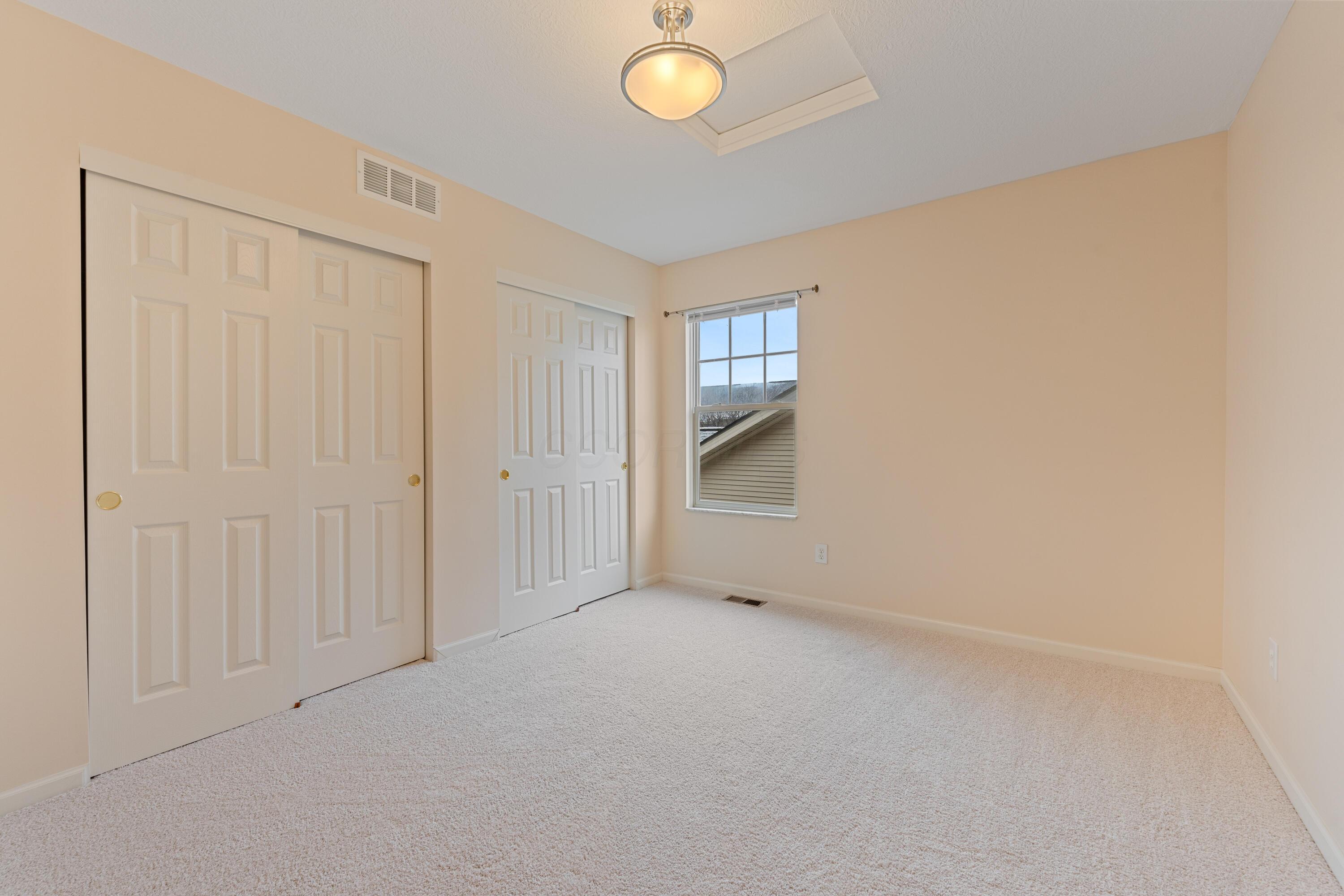 6011 Coventry Bend Drive, Hilliard, Ohio image 23