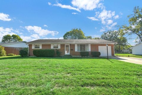 Photo of 596 Velma Avenue, Newark, OH 43055 (MLS # 225038552)