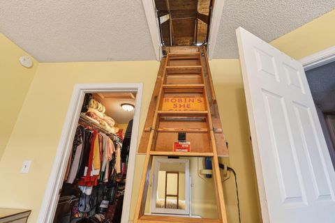 Tiny photo for 7150 E Main Street A207 #A207, Reynoldsburg, OH 43068 (MLS # 225045146)