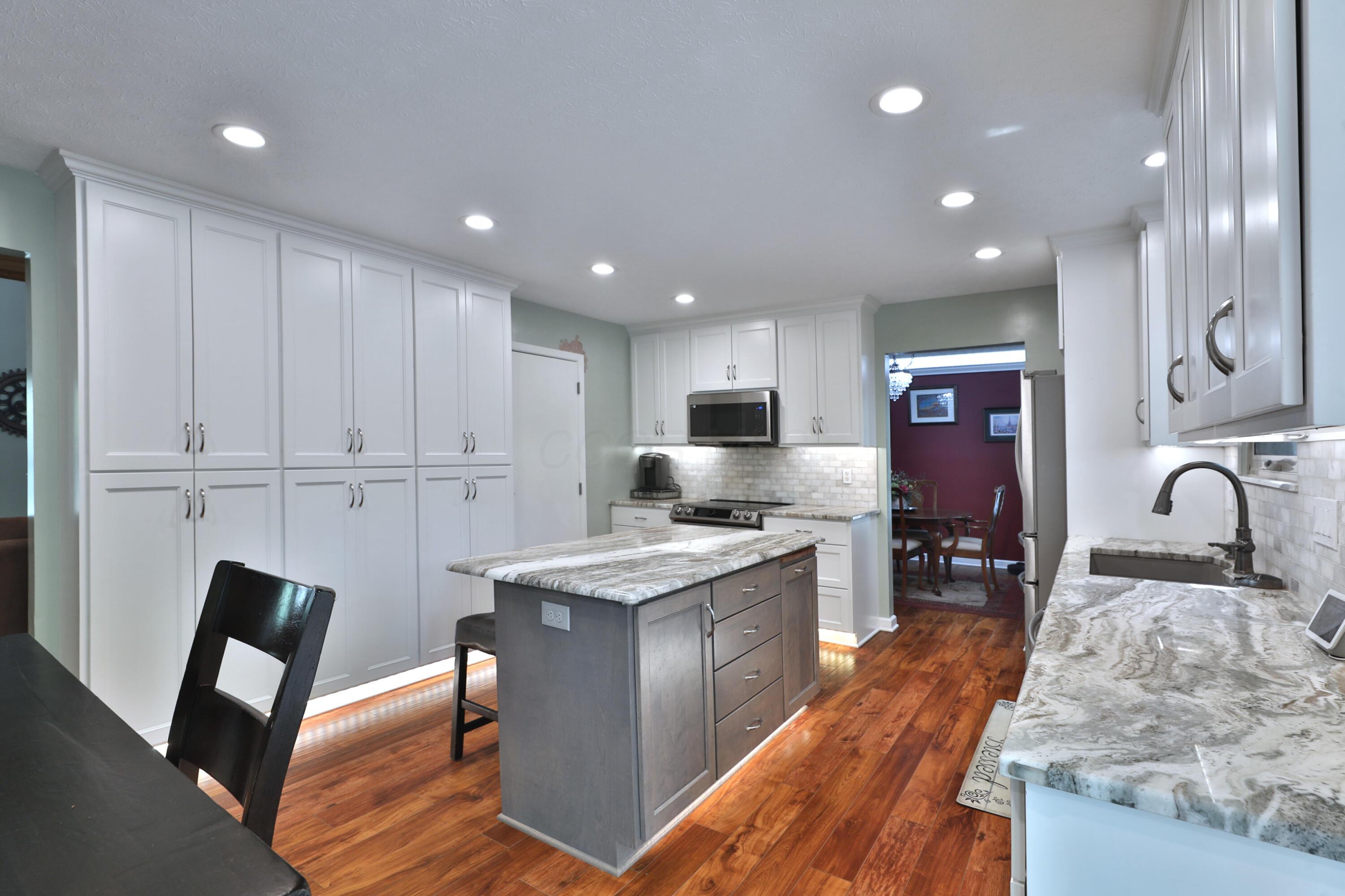 4359 Shire Cove Road, Hilliard, Ohio image 14