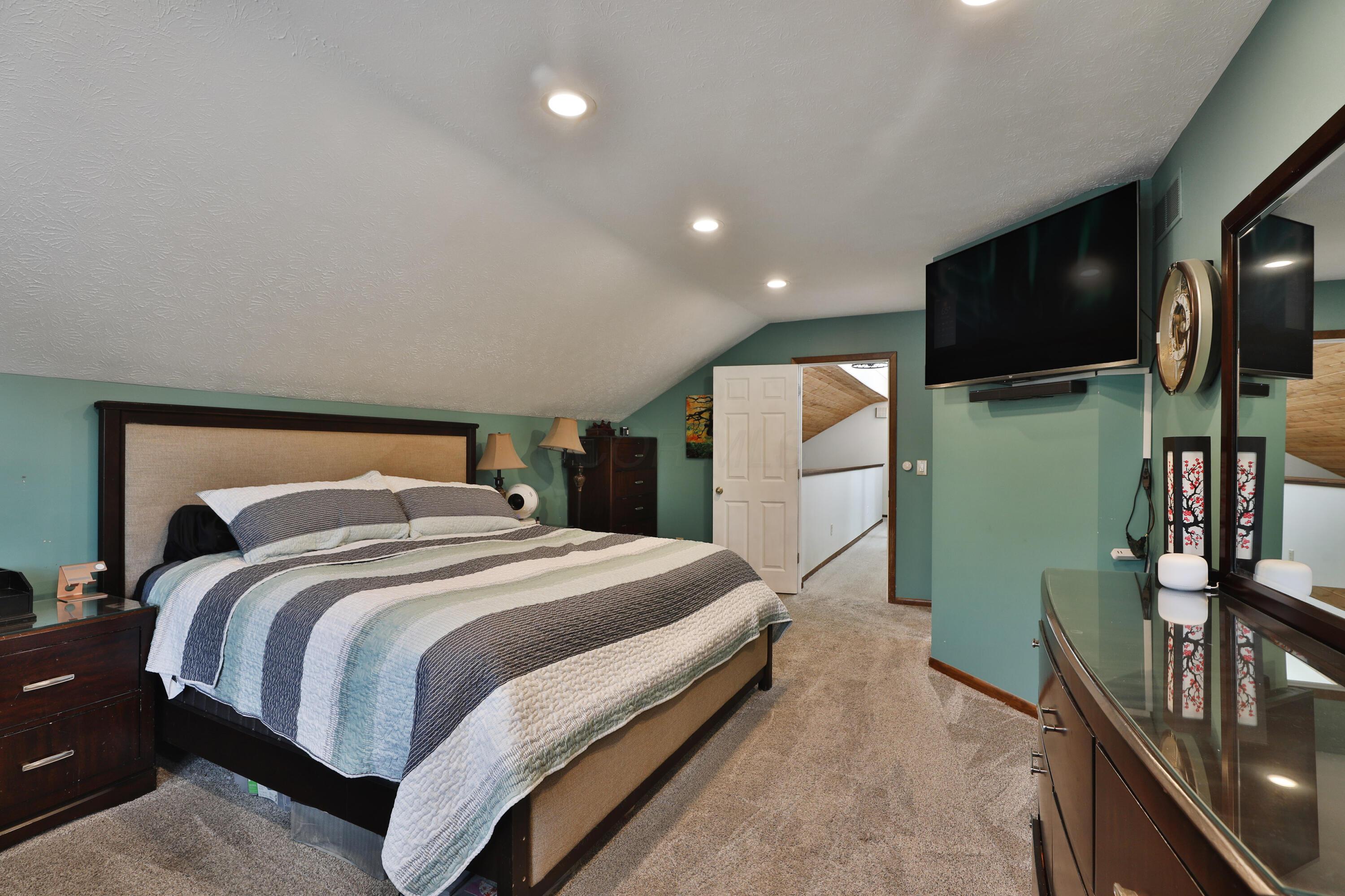 4359 Shire Cove Road, Hilliard, Ohio image 34