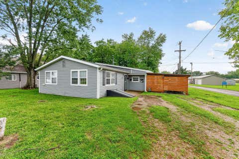 Photo of 221 Central Avenue, Plain City, OH 43064 (MLS # 226031486)