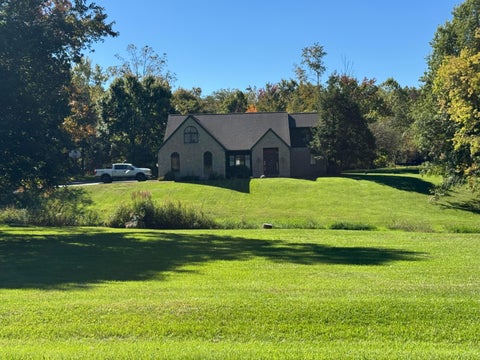 Photo of 8337 W Ohio State Lane NW, Lancaster, OH 43130 (MLS # 226039357)