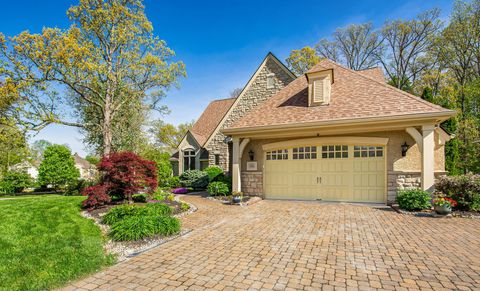 Photo of 746 Matthews Brook Lane, Powell, OH 43065 (MLS # 226015019)