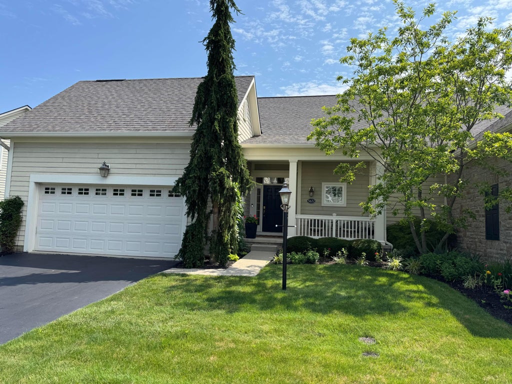 Photo of 5672 Montridge Lane 29A #29A, Dublin, OH 43016 (MLS # 226024318)