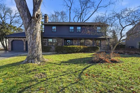 Photo of 3708 Romnay Road, Columbus, OH 43220 (MLS # 226002027)