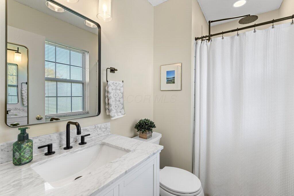 6251 Freewood Drive, Hilliard, Ohio image 21