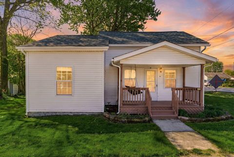 Photo of 839 Pike Street SW, Etna, OH 43018 (MLS # 226012336)