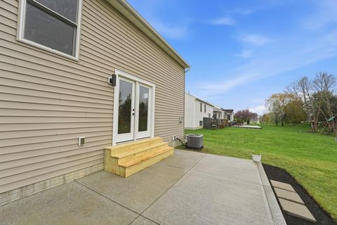 Tiny photo for 8943 Emerald Hill Drive, Lewis Center, OH 43035 (MLS # 226009575)