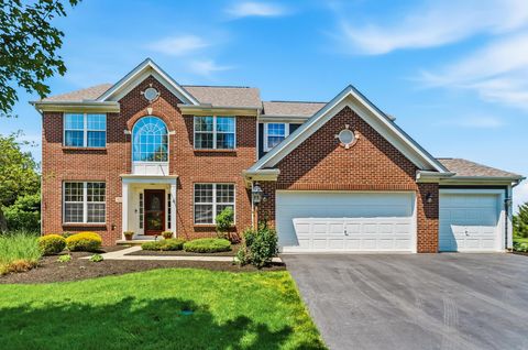Photo of 7622 Indian Springs Drive, Powell, OH 43065 (MLS # 226016691)