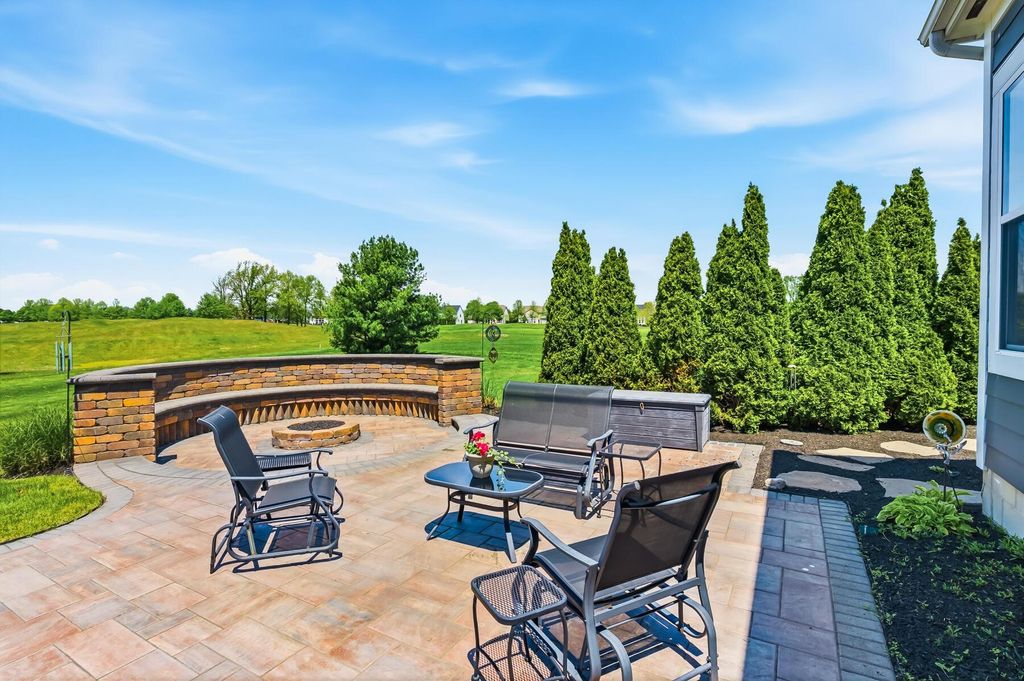 Photo of 7622 Indian Springs Drive, Powell, OH 43065 (MLS # 226016691)