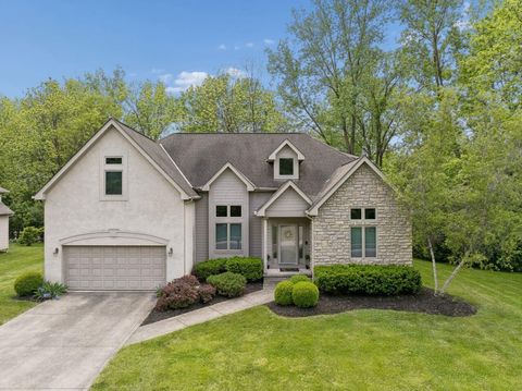 Photo of 471 Woodview Road, Westerville, OH 43081 (MLS # 226018665)