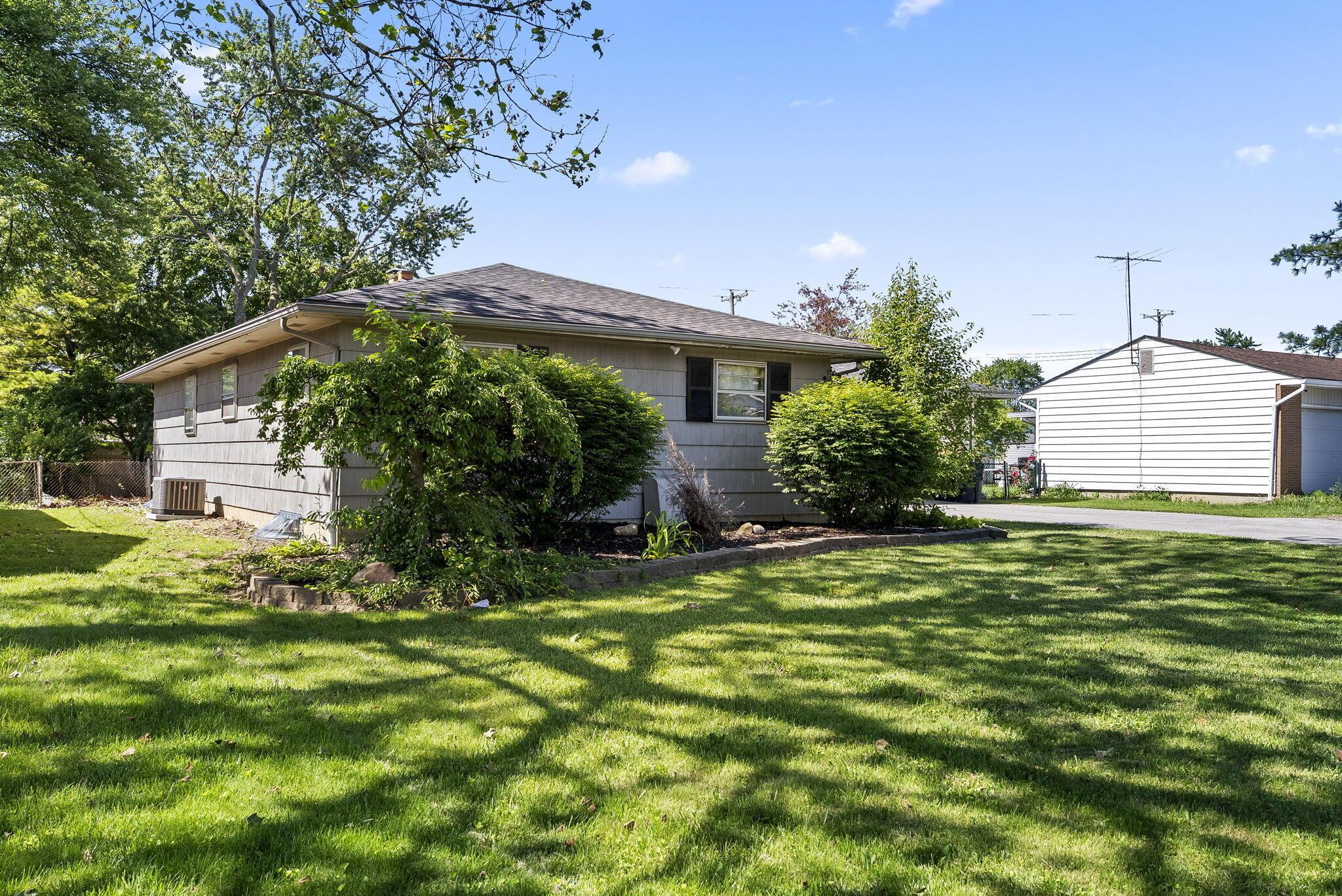 4827 Cemetery Road