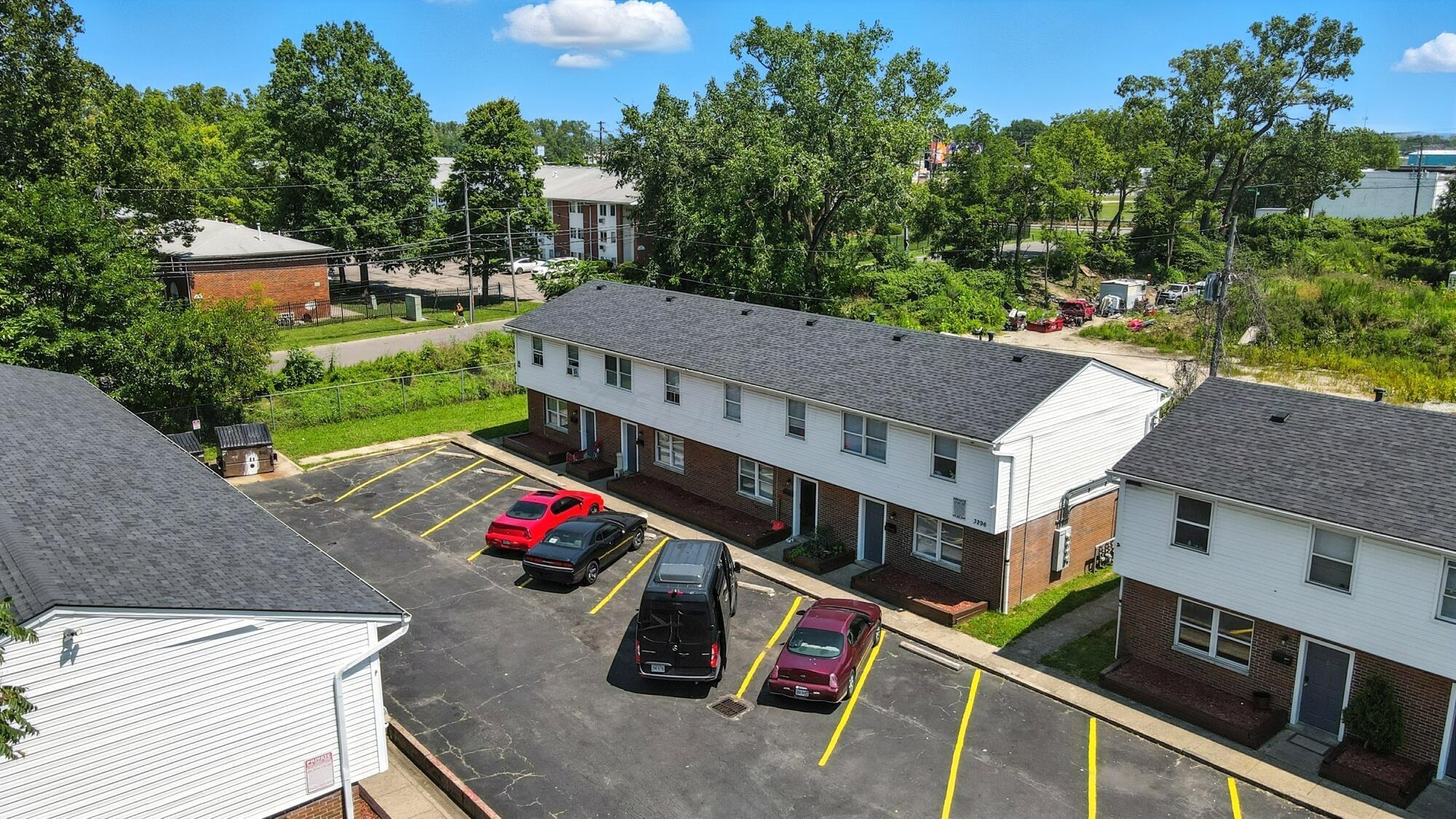 3298 E 5th Avenue 3294