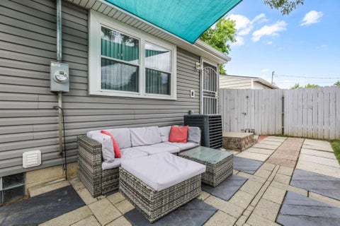 Tiny photo for 3502 Devin Road, Grove City, OH 43123 (MLS # 226025775)