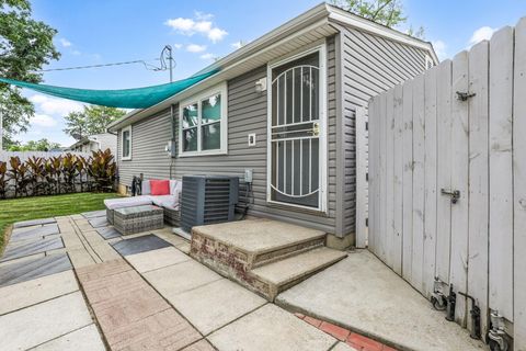 Tiny photo for 3502 Devin Road, Grove City, OH 43123 (MLS # 226025775)
