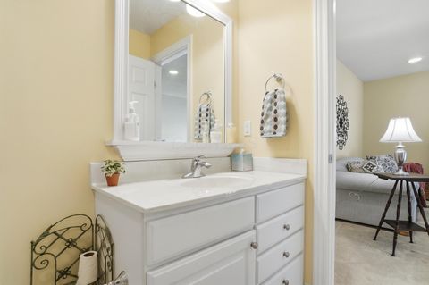 Tiny photo for 5565 Chelsea Park Drive, Dublin, OH 43016 (MLS # 226000491)