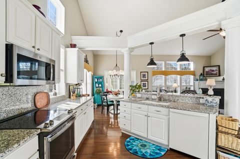 Tiny photo for 5565 Chelsea Park Drive, Dublin, OH 43016 (MLS # 226000491)