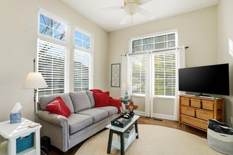 Tiny photo for 5565 Chelsea Park Drive, Dublin, OH 43016 (MLS # 226000491)