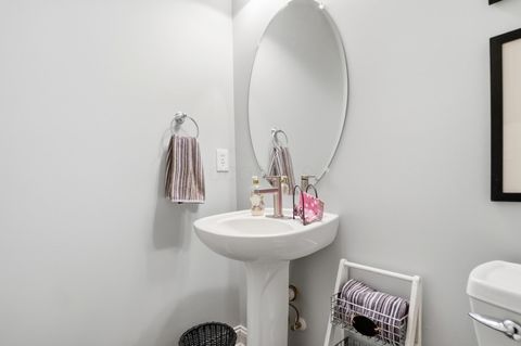 Tiny photo for 5565 Chelsea Park Drive, Dublin, OH 43016 (MLS # 226000491)