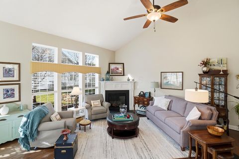 Tiny photo for 5565 Chelsea Park Drive, Dublin, OH 43016 (MLS # 226000491)