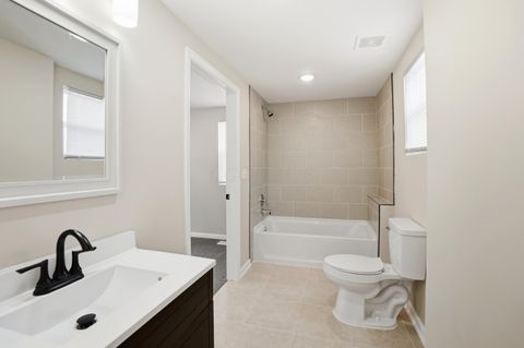 Tiny photo for 710 S Fayette Street, Washington Court House, OH 43160 (MLS # 226000840)