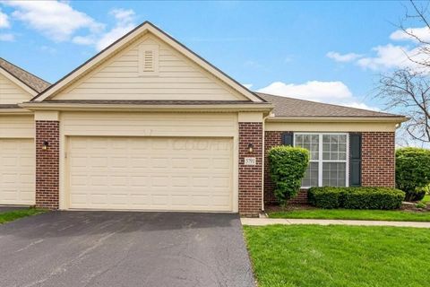 Photo of 5791 Burke Circle 1103 #1103, New Albany, OH 43054 (MLS # 226005481)