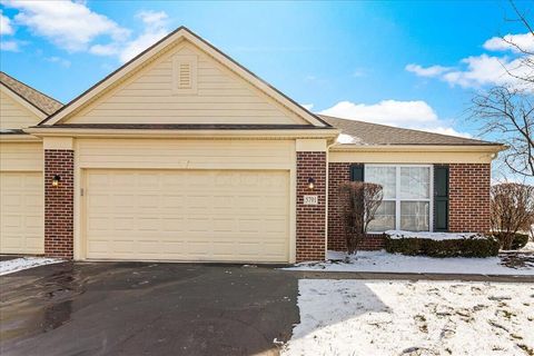 Photo of 5791 Burke Circle 1103 #1103, New Albany, OH 43054 (MLS # 226005481)