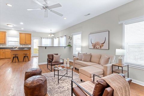 Tiny photo for 5791 Burke Circle 1103 #1103, New Albany, OH 43054 (MLS # 226005481)