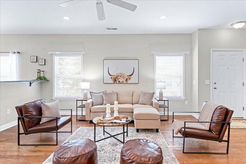 Tiny photo for 5791 Burke Circle 1103 #1103, New Albany, OH 43054 (MLS # 226005481)