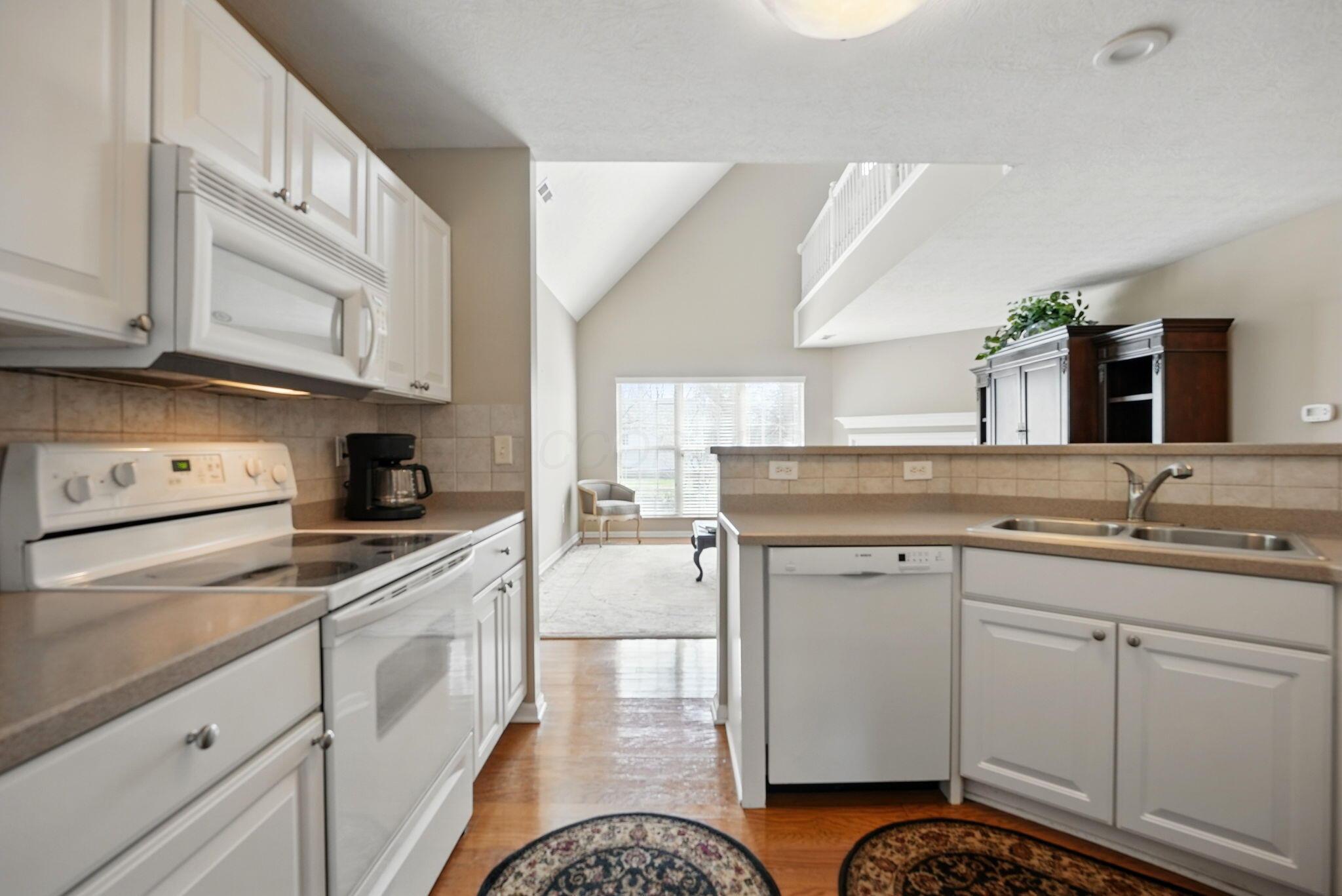 3350 Kendelmarie Way, Dublin, Ohio image 9