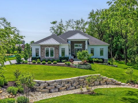 Photo of 6634 Scioto Bluff Court, Powell, OH 43065 (MLS # 226017884)