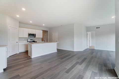 Tiny photo for 146 Brookside Drive, Jeffersonville, OH 43128 (MLS # 225045273)