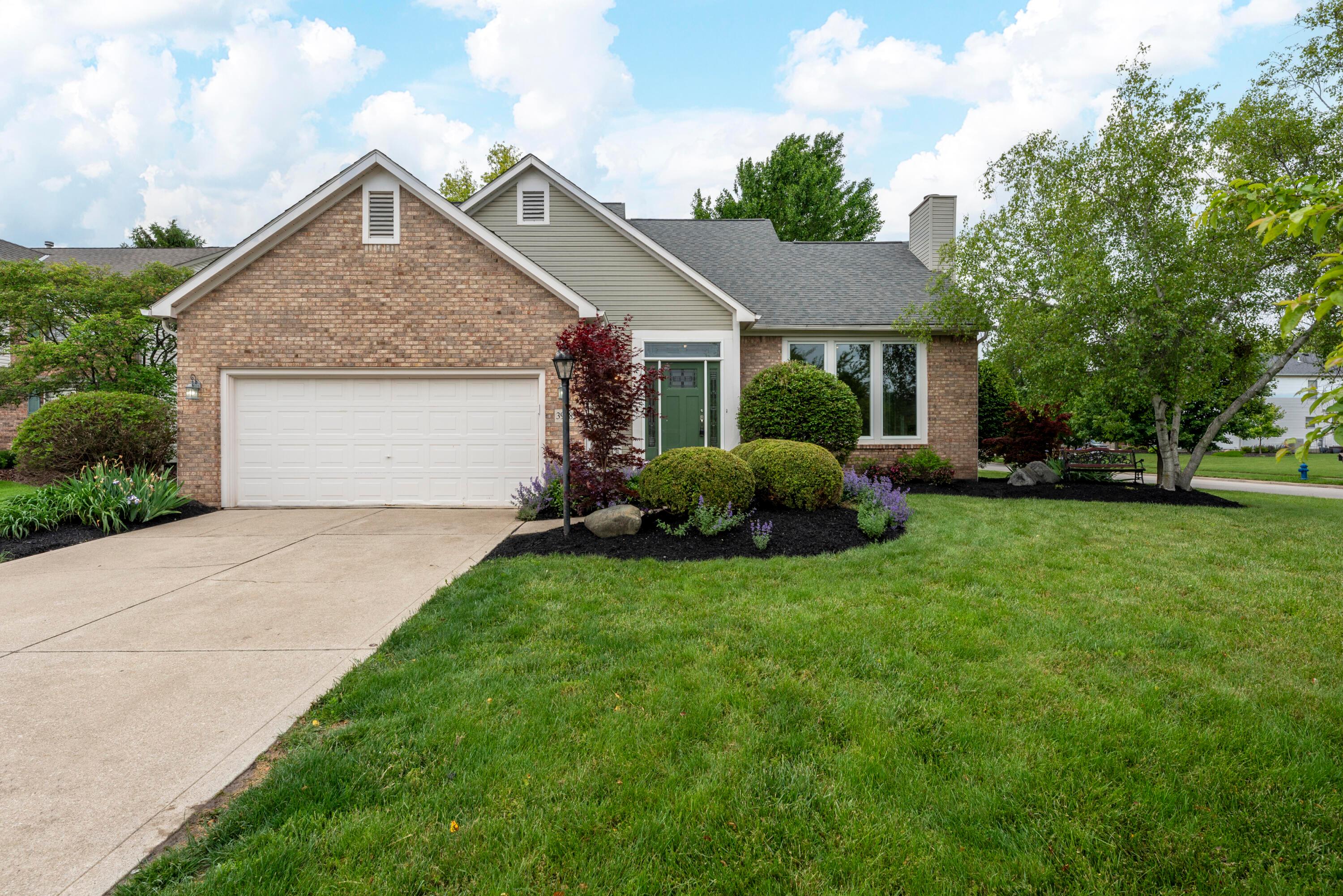3958 Thims Court, Hilliard, Ohio image 1
