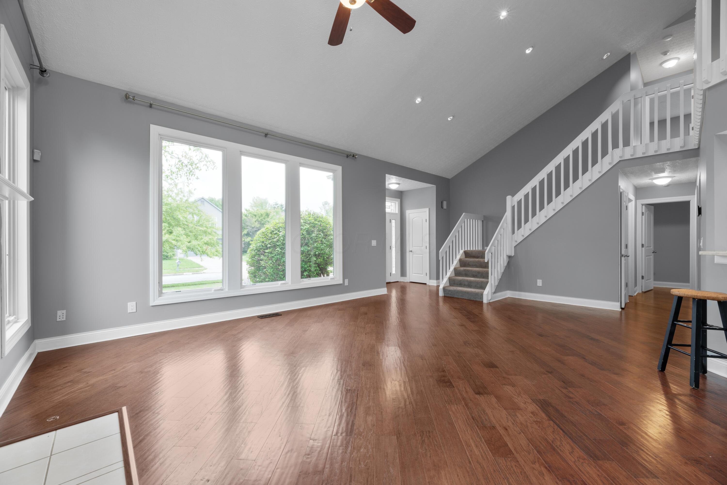 3958 Thims Court, Hilliard, Ohio image 4