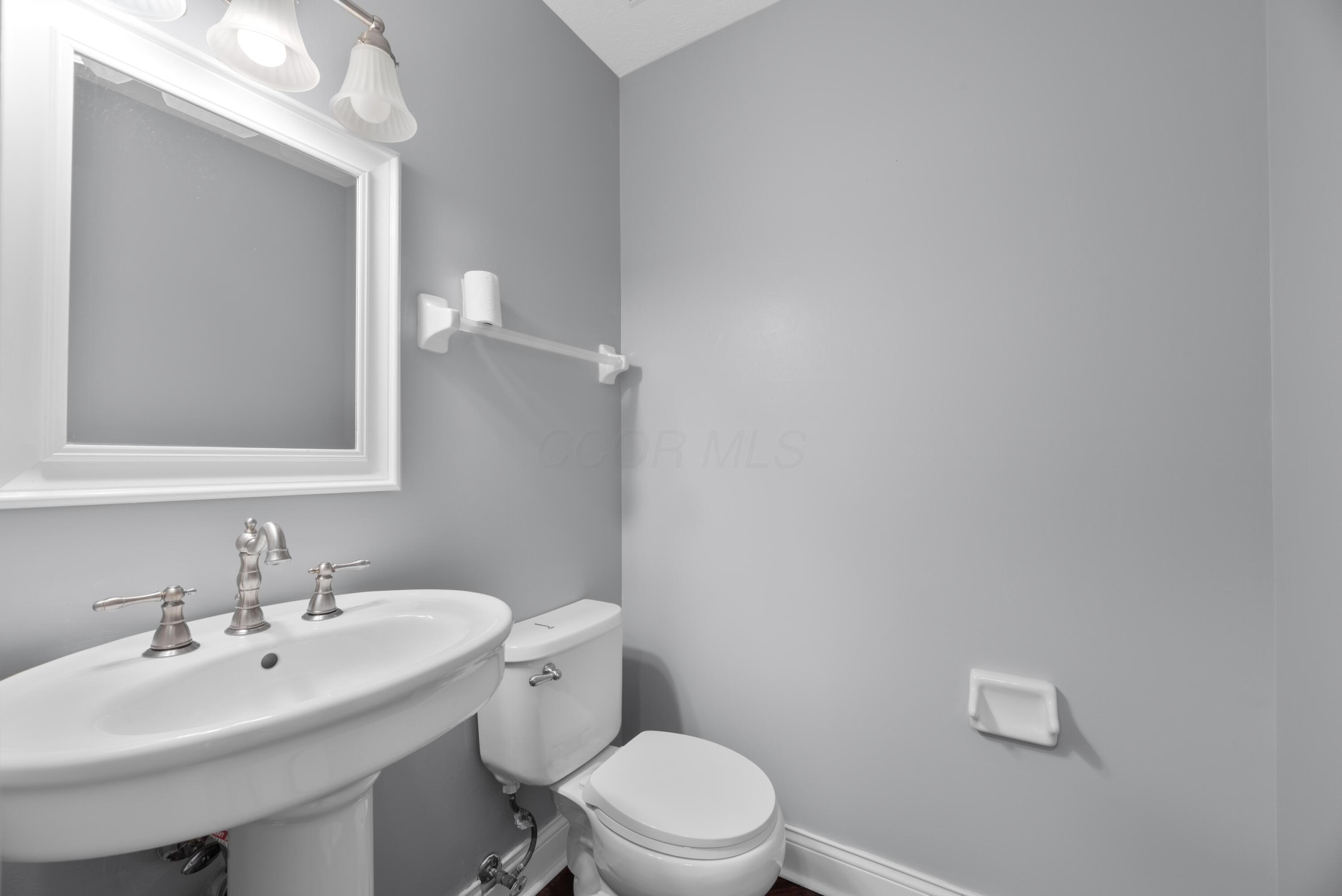 3958 Thims Court, Hilliard, Ohio image 16