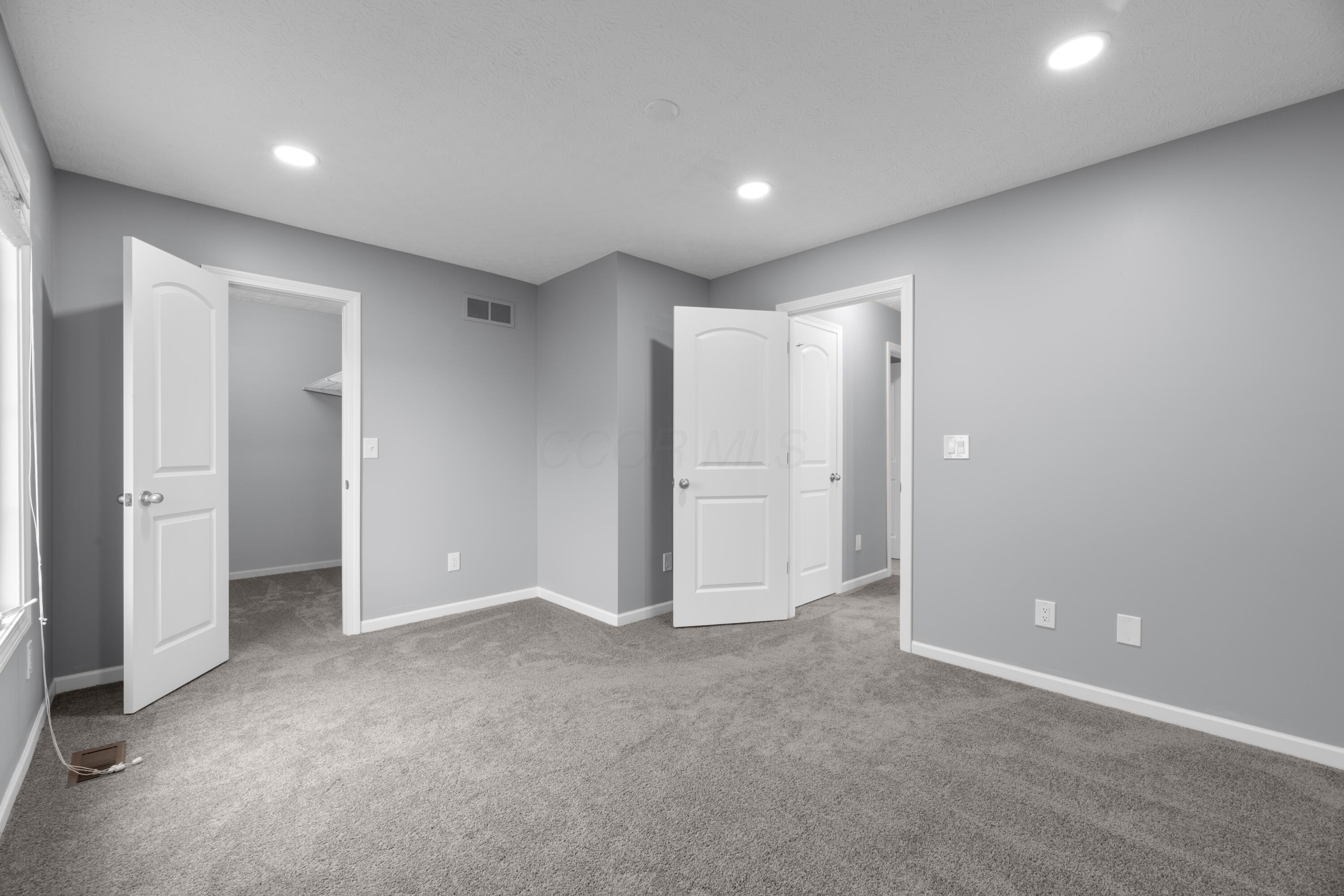 3958 Thims Court, Hilliard, Ohio image 34
