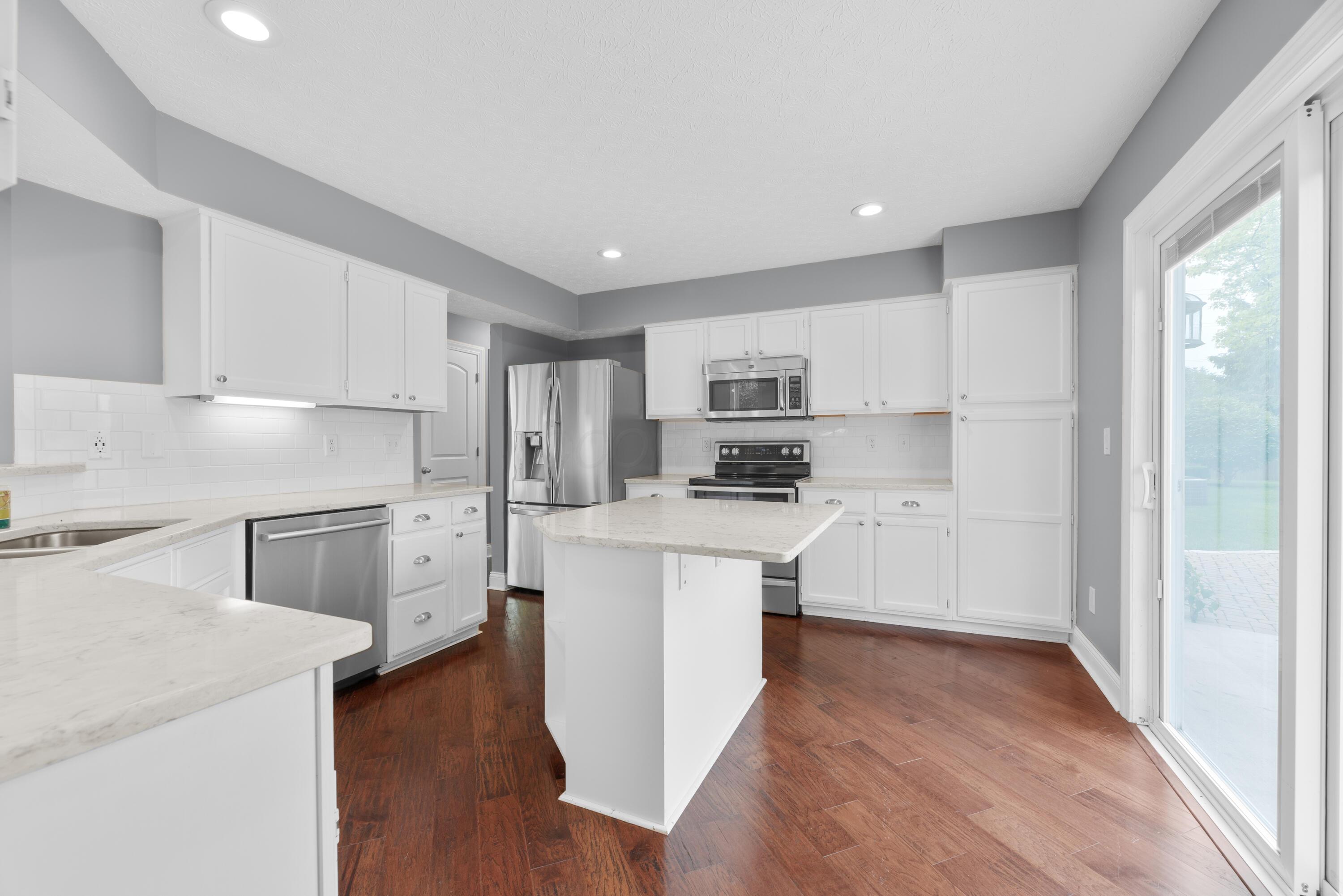 3958 Thims Court, Hilliard, Ohio image 10