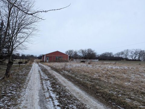 Tiny photo for 3169 Prairie Road NW, Washington Court House, OH 43160 (MLS # 226002405)
