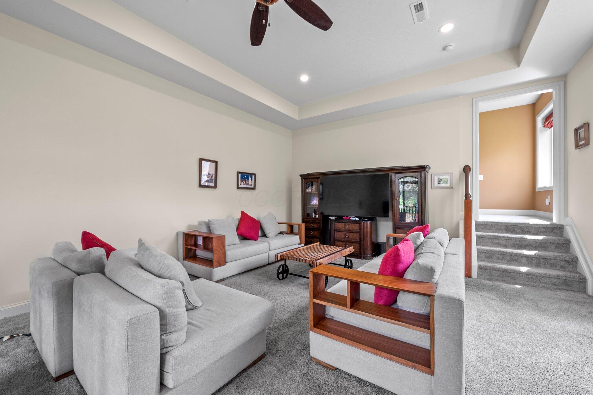 5694 Piermont Court, Westerville, Ohio image 36