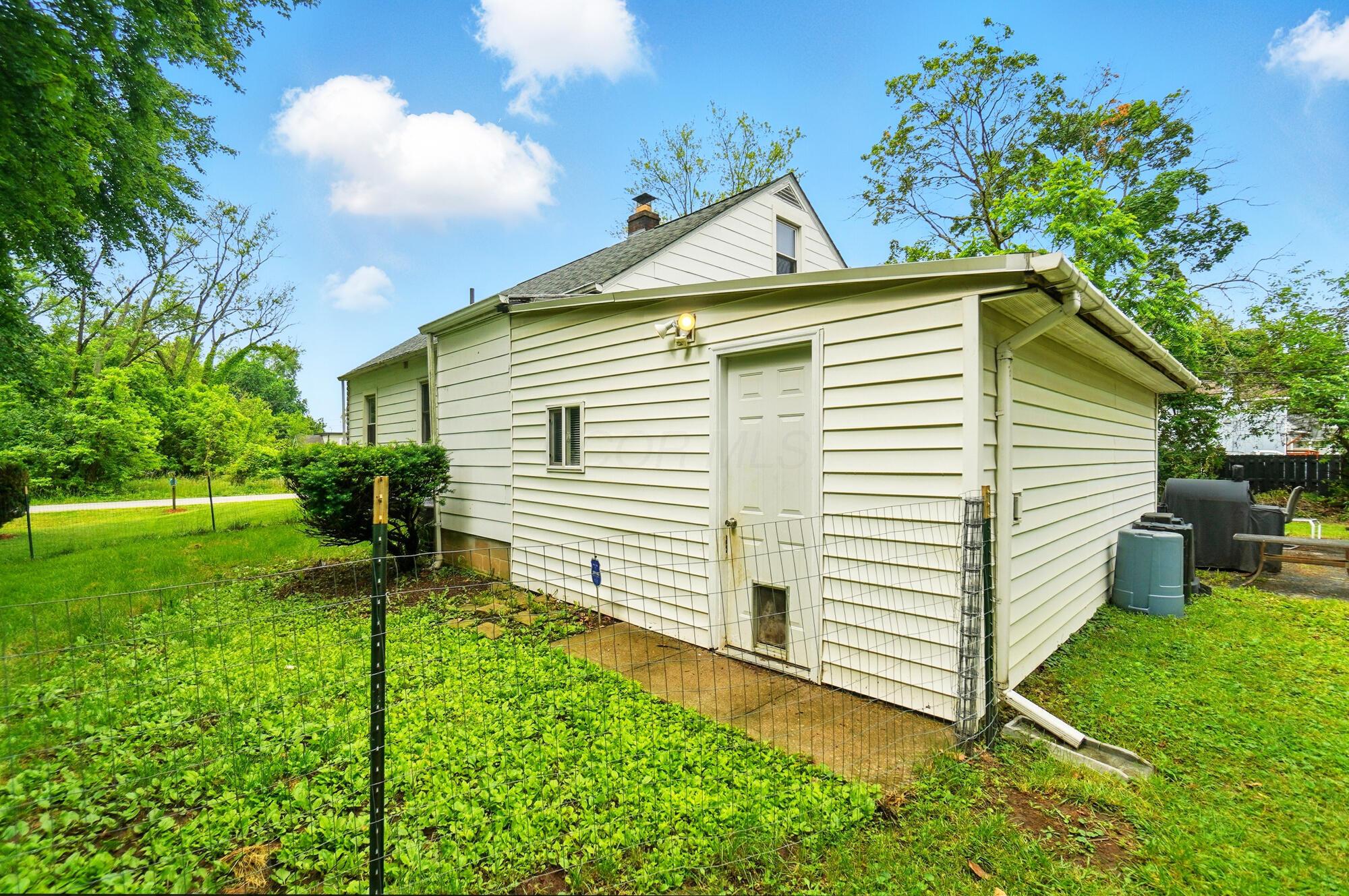2506 Chester Road, Columbus, Ohio image 45