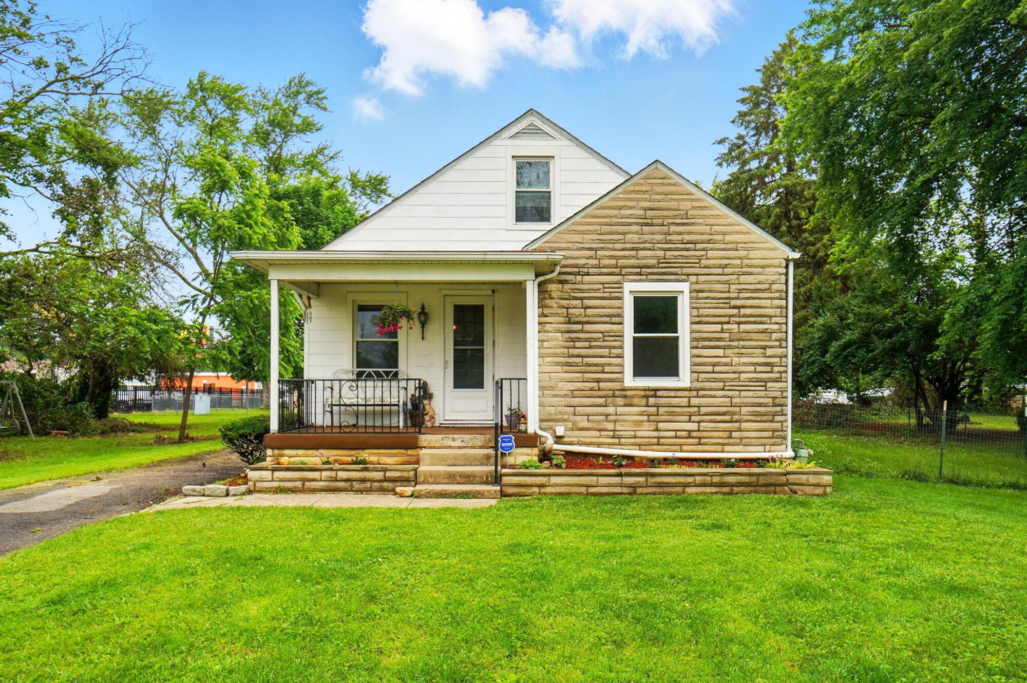 2506 Chester Road, Columbus, Ohio image 1