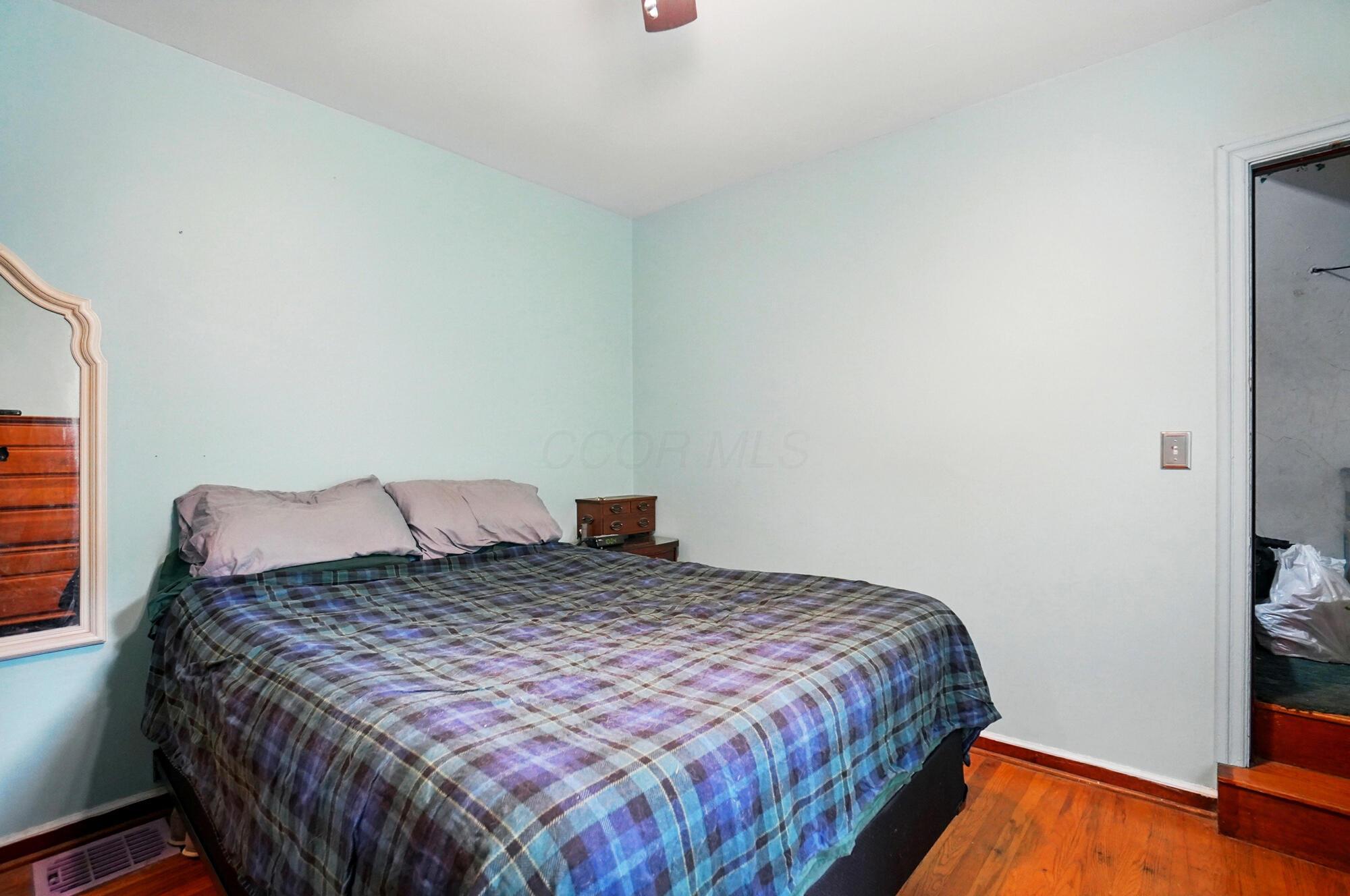 2506 Chester Road, Columbus, Ohio image 32
