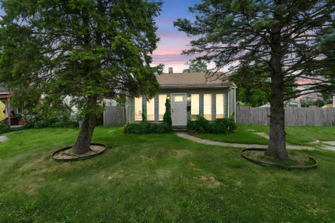 Photo of 708 S Waverly Street, Columbus, OH 43213 (MLS # 226025170)