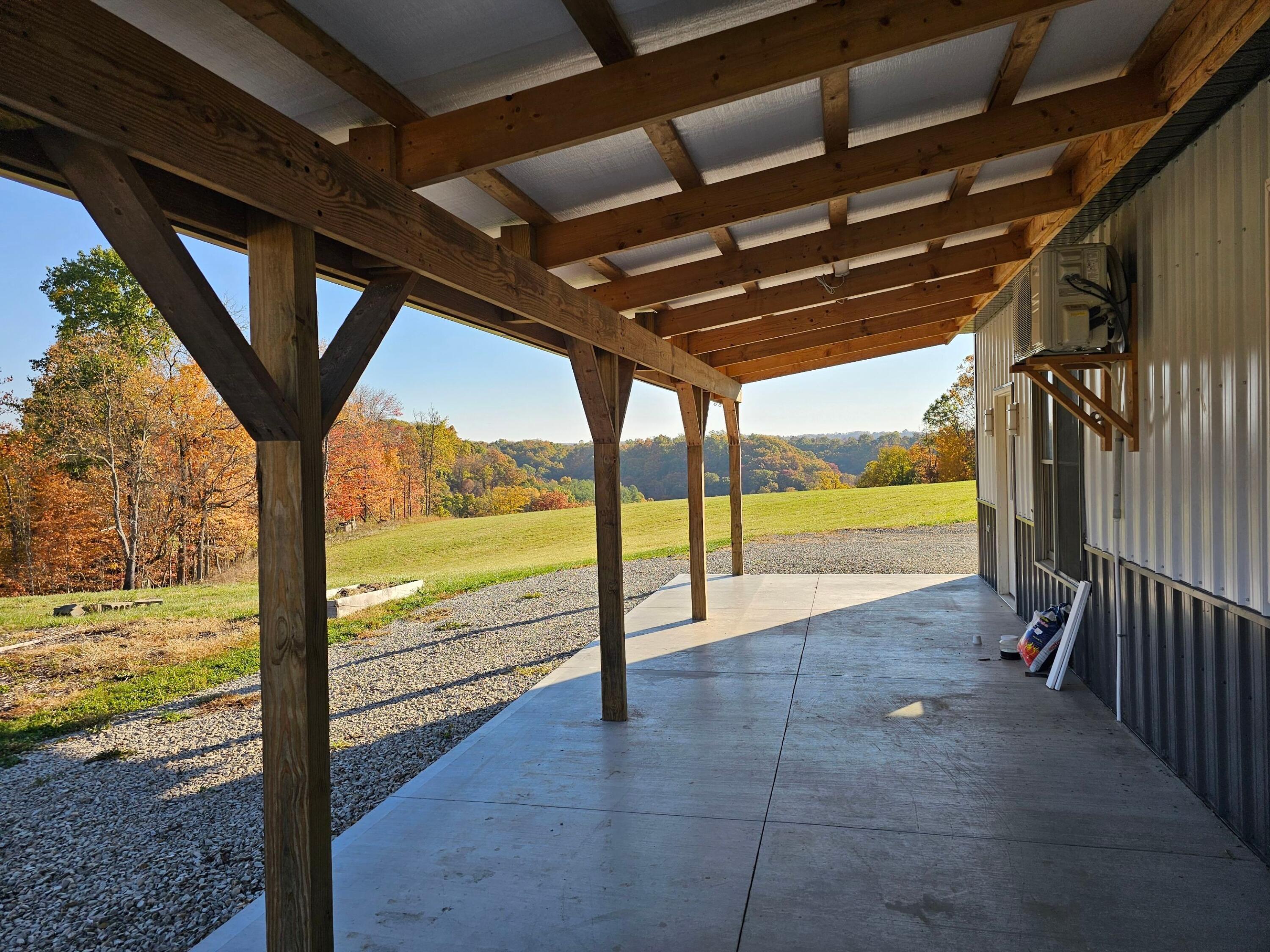 6080 W Sharps Ridge Road, Mcconnelsville, Ohio image 7
