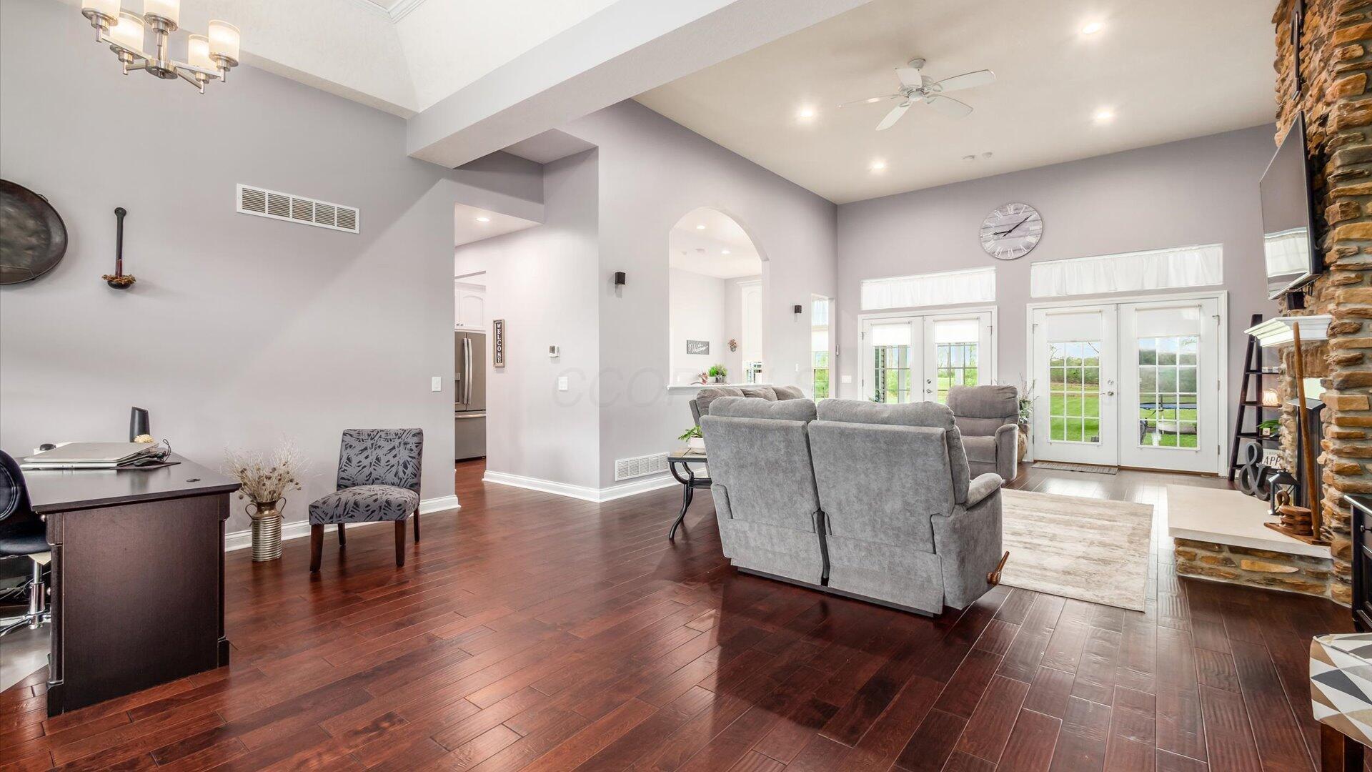 11613 Poplar Creek Road, Baltimore, Ohio image 13