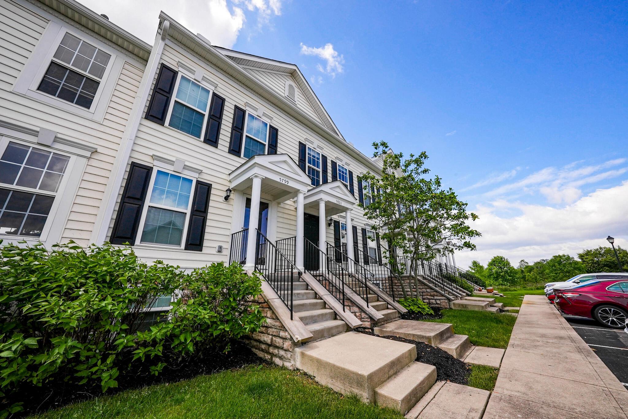 5801 Bridgehampton Drive Drive, New Albany, Ohio image 2