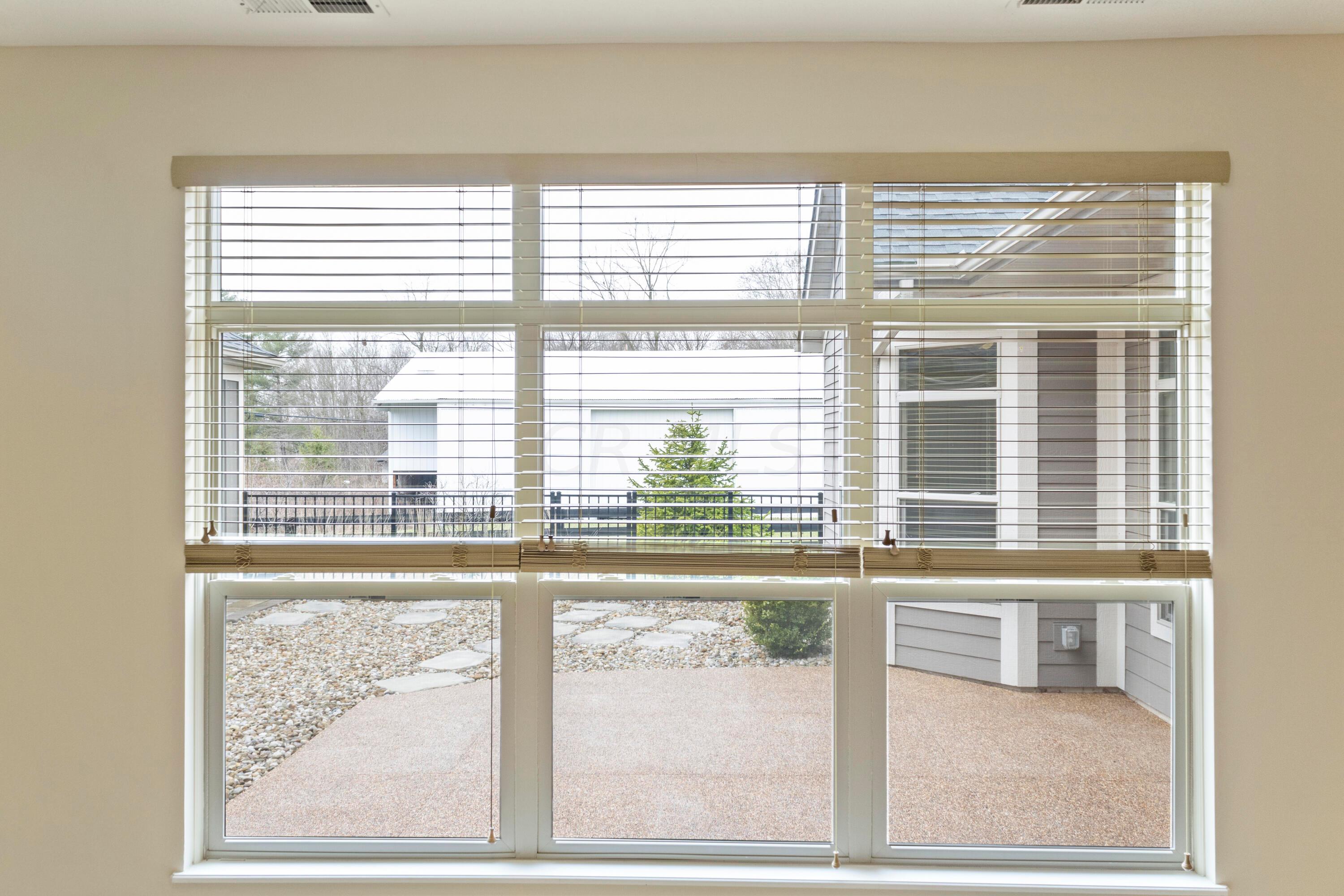 7338 Sunrise Way, Delaware, Ohio image 11