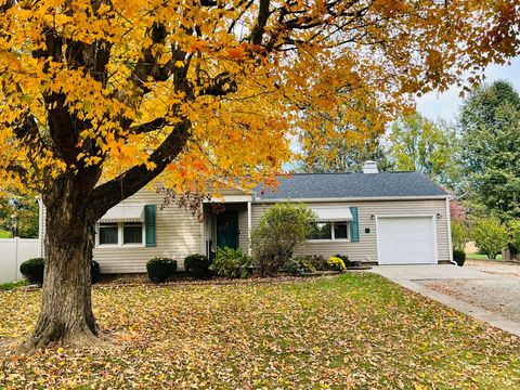 Photo of 66 North Vernon Avenue, Newark, OH 43055 (MLS # 225041217) Photo of 66 North Vernon Avenue, Newark, OH 43055 (MLS # 225041217)