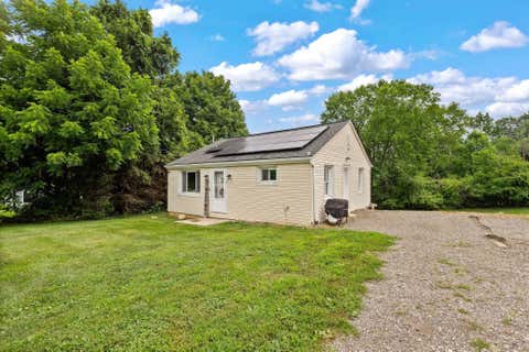 Photo of 1722 Blue Jay Road, Heath, OH 43056 (MLS # 226025761)